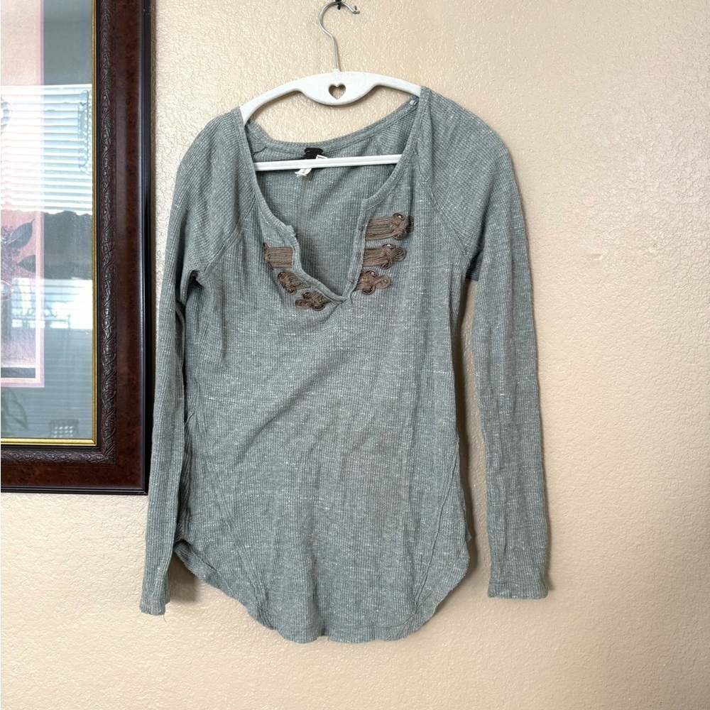 Free People Military Detail Embroidered Thermal Large - Picture 2 of 4